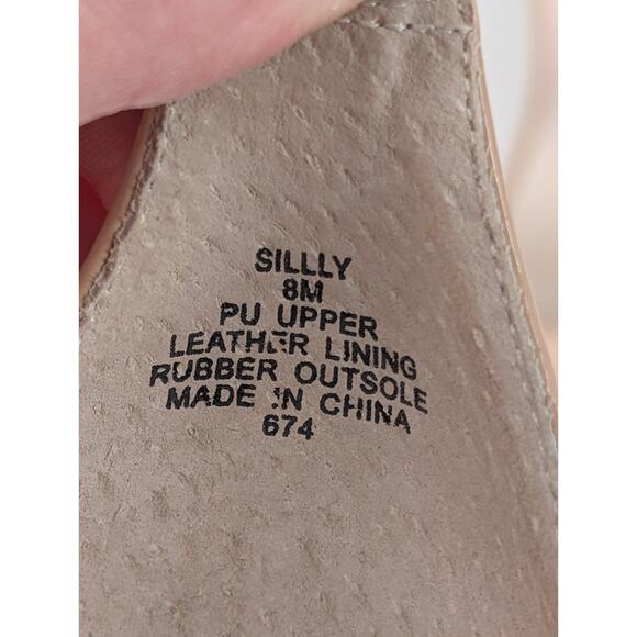 Steve Madden Silly Ankle Strap Nude Beige‎ Patent Leather Heeled Glam Sandals 8 - Picture 9 of 10